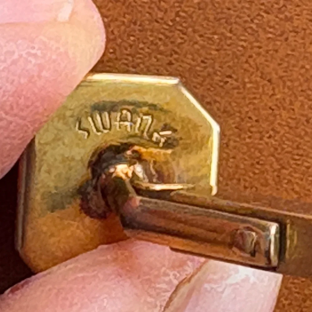 Ruby tones cabochon vintage cuff links from Swank. - Picture 4 of 4